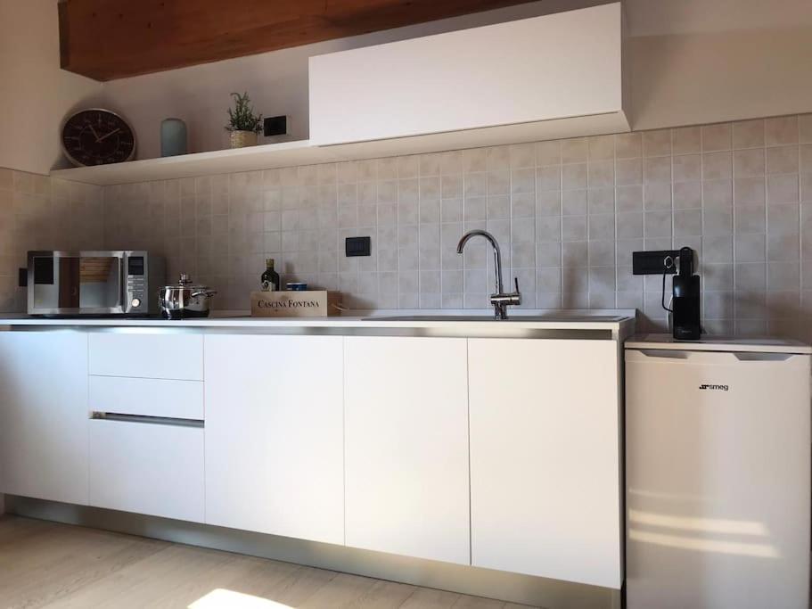 Charming 2.5Room Flat In Center Of Монфорте-д'Альба Экстерьер фото